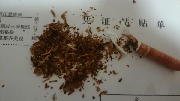 好貓盛世真假辨別 細節(jié)4