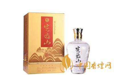 完達(dá)山白酒價(jià)格表大全  完達(dá)山白酒多少錢一瓶